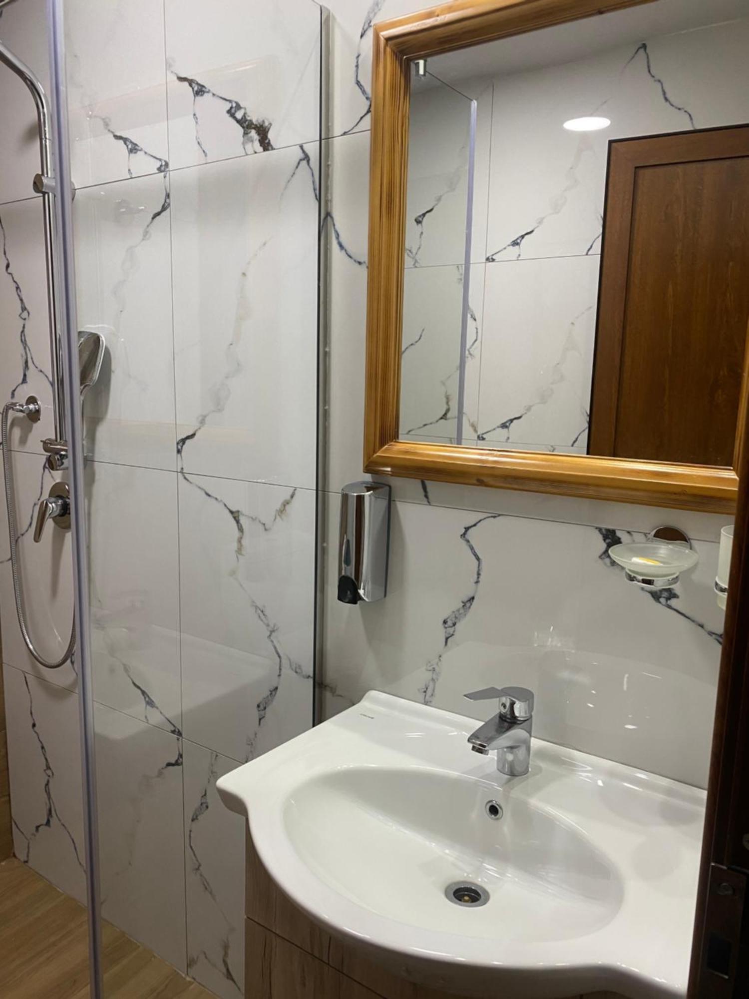 Gegest Hotel Theth Zewnętrze zdjęcie